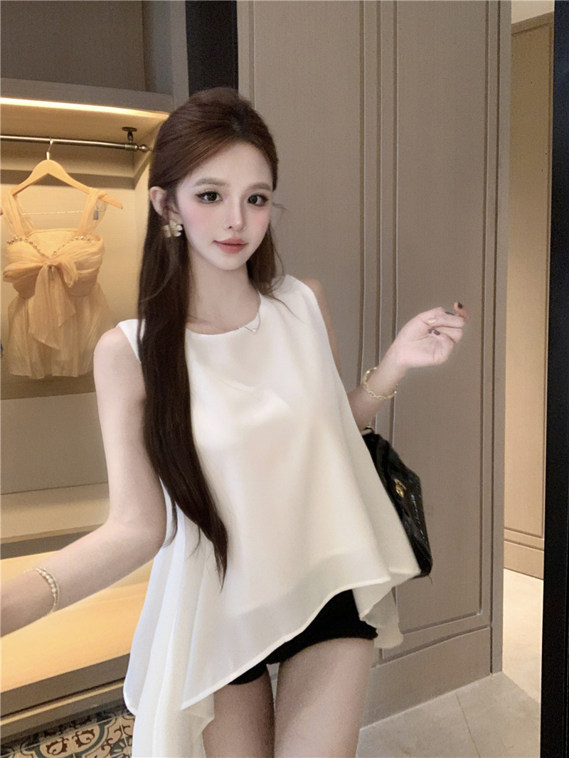 French Vintage Sleeveless Camisole Top with Irregular Hem - Image 4